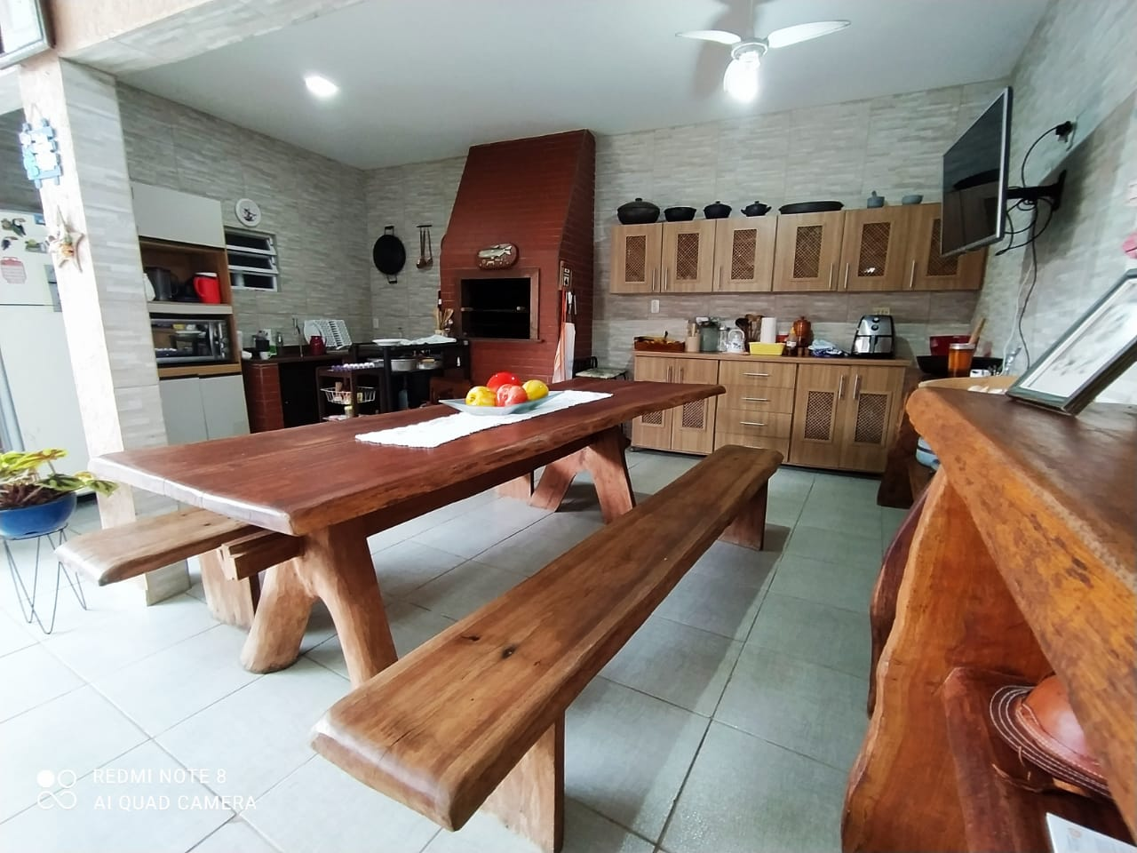 Área gourmet, sala, varanda, churrasqueira 3 da Casa praia